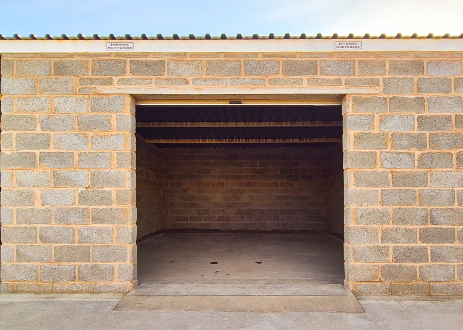 To Let Commercial Property for Rent in Queenstown Central Eastern Cape